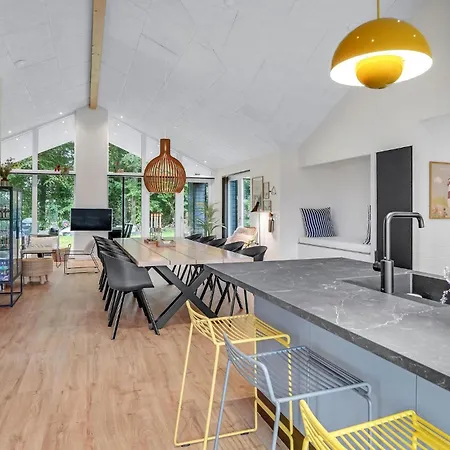 Holiday home Stunning In With Wifi Sjolund